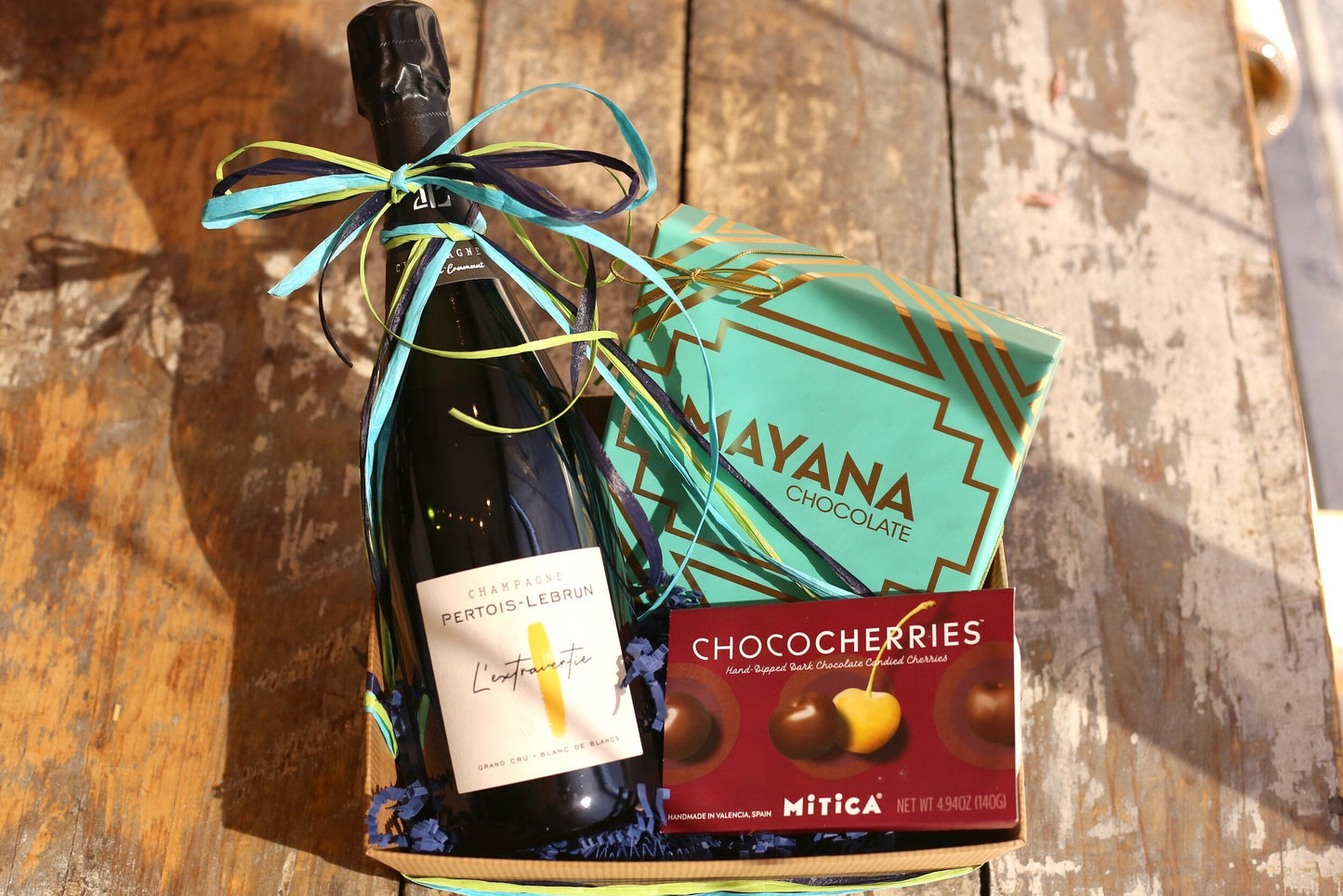 The Champagne & Sweets Basket